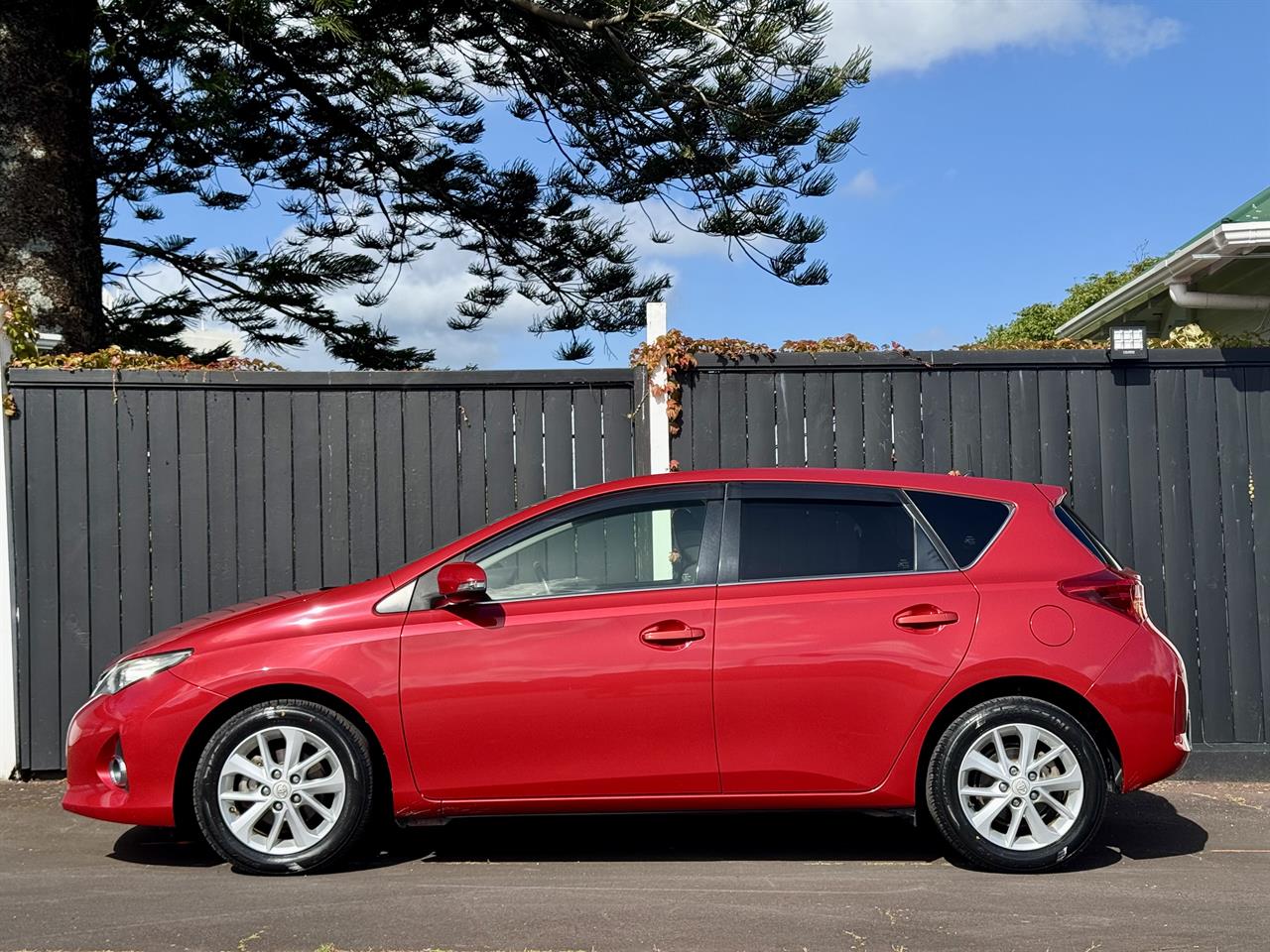 2013 Toyota Auris only $48 weekly